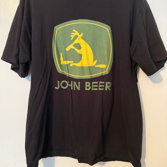 John Beer NOT John Deer funny shirt - Picture 2 of 5